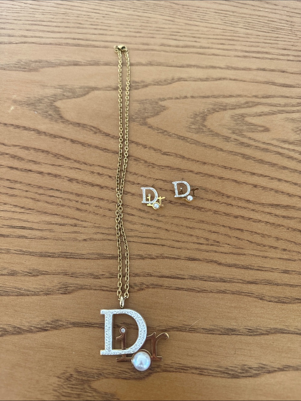 Gold Tone 'D' Pendant Necklace and Stud Earrings with Pearl Accent